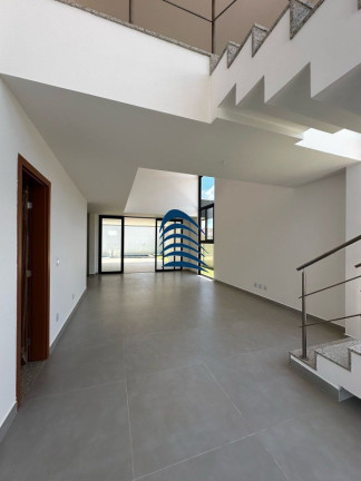 Imagem Casa com 4 Quartos à Venda, 246 m² em Buraquinho - Lauro De Freitas