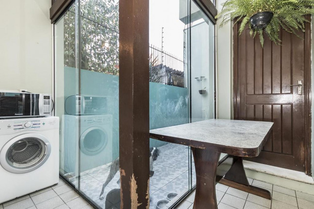 Imagem Casa de Condomínio com 3 Quartos à Venda, 135 m² em Ipanema - Porto Alegre