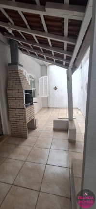 Imagem Casa com 2 Quartos para Alugar, 50 m² em Centro - Ubatuba Imagem Casa com 2 Quartos para Alugar, 50 m² em Centro - Ubatuba