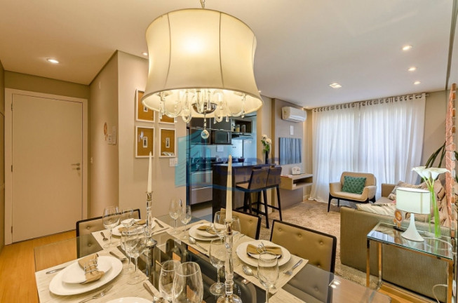 Imagem Apartamento com 2 Quartos à Venda, 56 m² em Santo Inácio - Curitiba