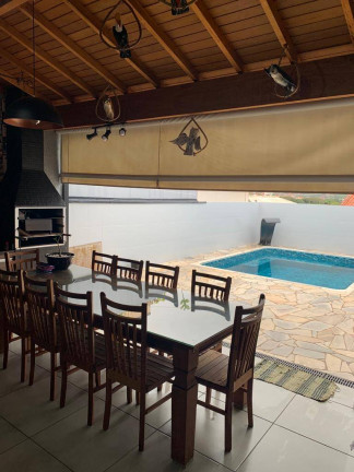 Imagem Casa com 3 Quartos à Venda, 250 m² em Centro - Boituva