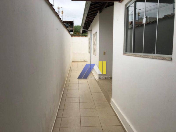 Imagem Casa com 2 Quartos à Venda, 100 m² em Jardim Canadá - Pouso Alegre