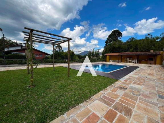 Imagem Casa com 4 Quartos à Venda, 197 m² em Alto - Teresópolis Imagem Casa com 4 Quartos à Venda, 197 m² em Alto - Teresópolis