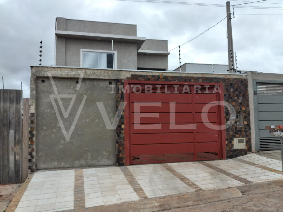 Casa com 3 Quartos à Venda, 200 m² em Bosque Dos Pinheiros - Itapetininga