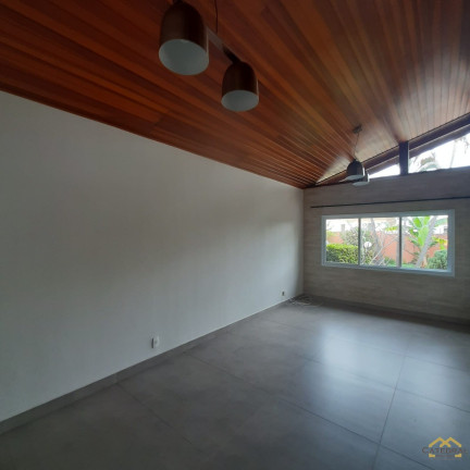 Imagem Imóvel com 3 Quartos à Venda, 130 m² em Medeiros - Jundiaí Imagem Imóvel com 3 Quartos à Venda, 130 m² em Medeiros - Jundiaí