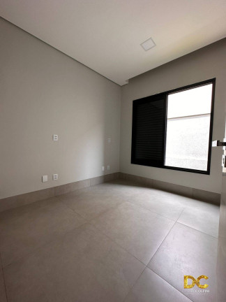 Imagem Casa de Condomínio com 3 Quartos à Venda, 235 m² em Ribeirão Do Lipa - Cuiabá Imagem Casa de Condomínio com 3 Quartos à Venda, 235 m² em Ribeirão Do Lipa - Cuiabá