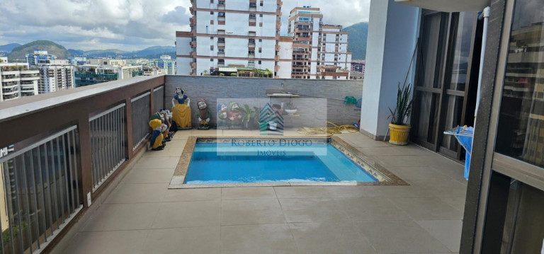 Imagem Imóvel com 4 Quartos à Venda, 304 m² em Barra Da Tijuca - Rio De Janeiro Imagem Imóvel com 4 Quartos à Venda, 304 m² em Barra Da Tijuca - Rio De Janeiro