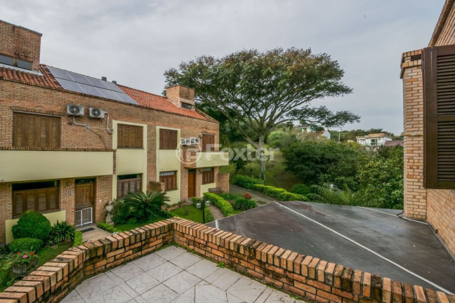 Imagem Casa com 3 Quartos à Venda, 142 m² em Cavalhada - Porto Alegre