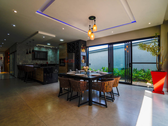 Imagem Casa com 3 Quartos à Venda, 291 m² em Itapetinga - Atibaia