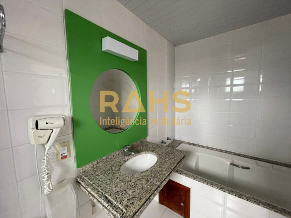 Imagem Apartamento com 1 Quarto à Venda, 67 m² em Centro - Joinville