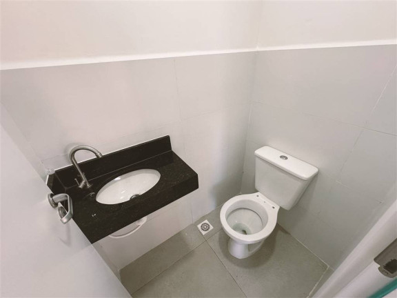 Imagem Casa de Condomínio com 2 Quartos à Venda, 91 m² em Guilhermina - Praia Grande