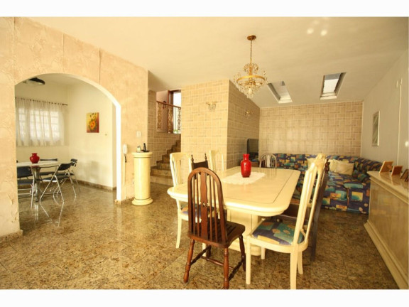Imagem Casa com 4 Quartos à Venda, 400 m² em Vila Rosália - Guarulhos Imagem Casa com 4 Quartos à Venda, 400 m² em Vila Rosália - Guarulhos