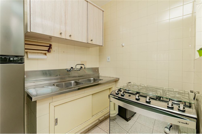 Imagem Imóvel com 2 Quartos à Venda, em Menino Deus - Porto Alegre Imagem Imóvel com 2 Quartos à Venda, em Menino Deus - Porto Alegre