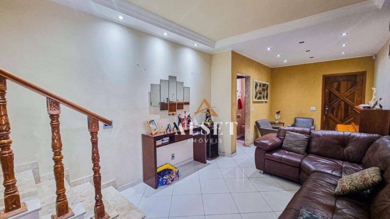 Imagem Sobrado com 3 Quartos à Venda, 220 m² em Vila Invernada - São Paulo