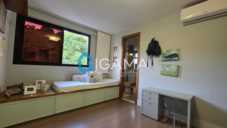 Imagem Imóvel com 4 Quartos à Venda, 1 m² em Tirol - Natal Imagem Imóvel com 4 Quartos à Venda, 1 m² em Tirol - Natal