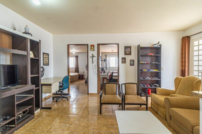 Casa com 5 Quartos à Venda, 475 m² em Setor Habitacional Arniqueira (águas Claras) - Brasília