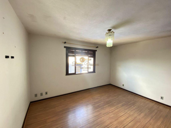 Imagem Casa com 4 Quartos à Venda, 229 m² em Parque Do Ingá - Teresópolis Imagem Casa com 4 Quartos à Venda, 229 m² em Parque Do Ingá - Teresópolis