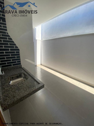 Imagem Imóvel com 3 Quartos à Venda, 67 m² em Universal