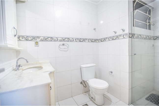 Imagem Imóvel com 2 Quartos à Venda, 71 m² em Cristal - Porto Alegre