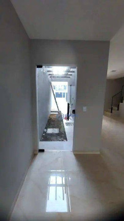 Imagem Casa com 4 Quartos à Venda, 180 m² em Edson Queiroz - Fortaleza Imagem Casa com 4 Quartos à Venda, 180 m² em Edson Queiroz - Fortaleza