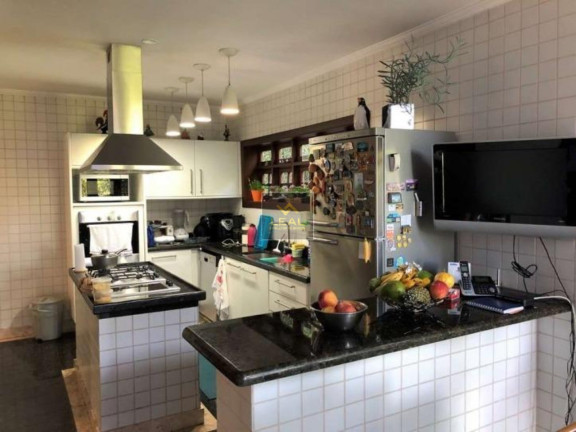 Imagem Casa com 6 Quartos à Venda, 923 m² em Altos De São Fernando - Jandira