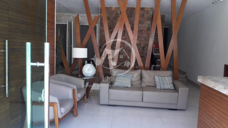Imagem Apartamento com 3 Quartos à Venda, 120 m² em Centro - Cabo Frio