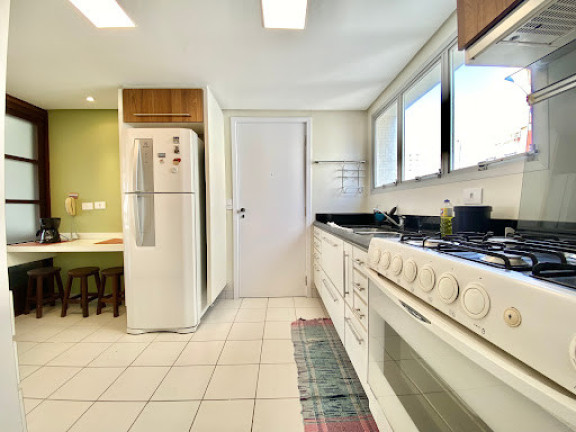 Imagem Apartamento com 3 Quartos à Venda, 126 m² em Pitangueiras - Guarujá Imagem Apartamento com 3 Quartos à Venda, 126 m² em Pitangueiras - Guarujá