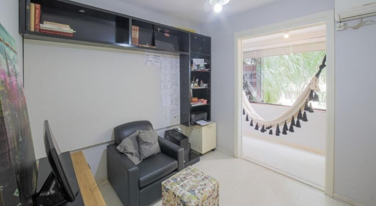 Imagem Apartamento com 3 Quartos à Venda, 105 m² em Petrópolis - Porto Alegre Imagem Apartamento com 3 Quartos à Venda, 105 m² em Petrópolis - Porto Alegre