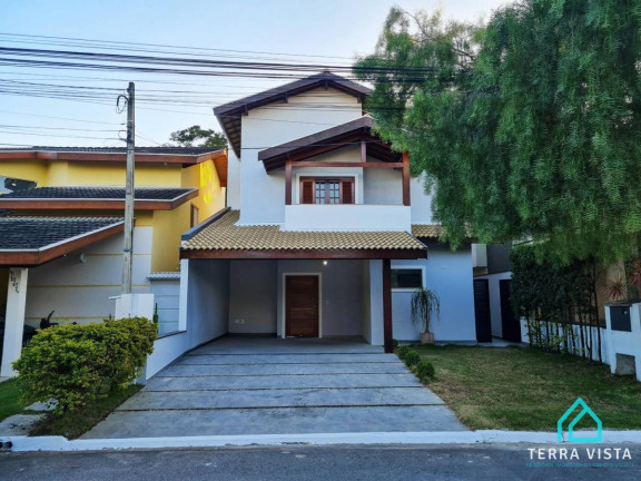 Casa de Condomínio com 3 Quartos à Venda, 230 m²