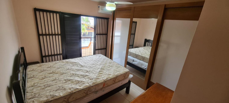 Imagem Sobrado com 2 Quartos à Venda,  em Maracanã - Praia Grande