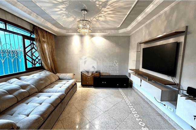 Casa com 3 Quartos à Venda, 244 m² em Penha De França - São Paulo