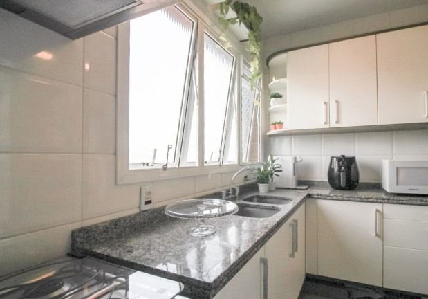 Imagem Apartamento com 3 Quartos à Venda, 105 m² em Petrópolis - Porto Alegre