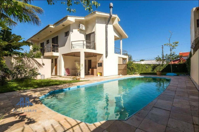 Imagem Casa com 5 Quartos à Venda, 324 m² em Itacorubi - Florianópolis Imagem Casa com 5 Quartos à Venda, 324 m² em Itacorubi - Florianópolis