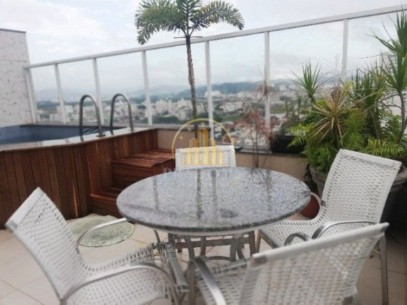 Imagem Cobertura com 4 Quartos à Venda, 290 m² em Centro - Balneário Camboriú