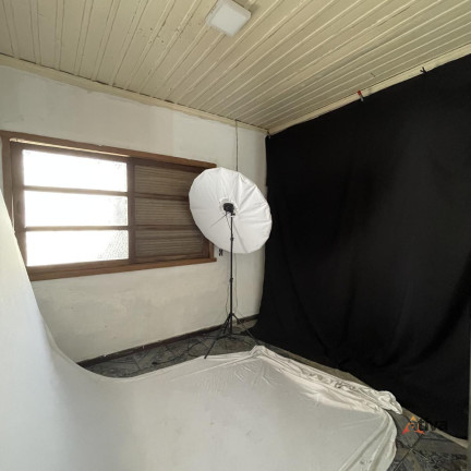 Imagem Casa com 4 Quartos à Venda, 175 m²