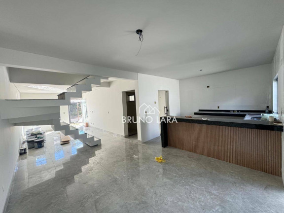 Imagem Casa com 3 Quartos à Venda, 120 m² em Guaruja Mansões - Betim Imagem Casa com 3 Quartos à Venda, 120 m² em Guaruja Mansões - Betim