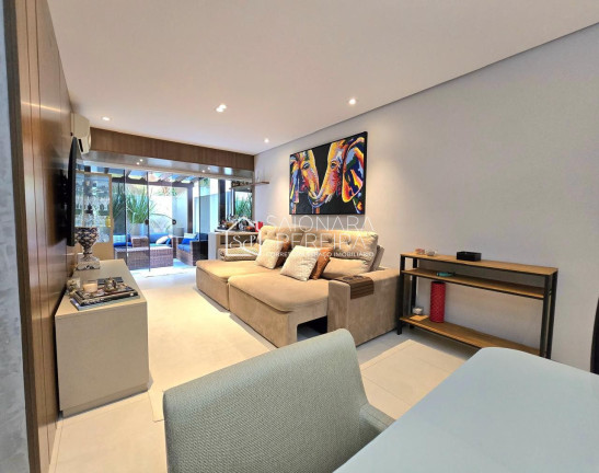 Imagem Apartamento com 3 Quartos à Venda, 210 m² em Centro - Florianópolis
