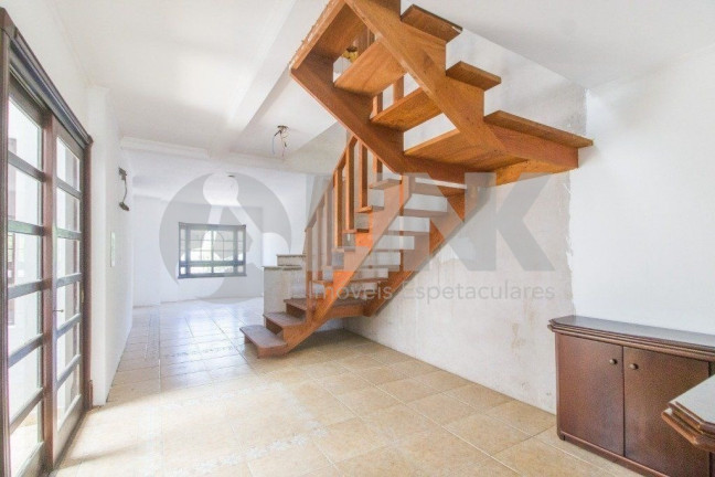 Casa com 3 Quartos à Venda, 297 m² em Jardim Itu - Porto Alegre