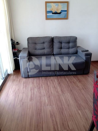 Imagem Apartamento com 3 Quartos à Venda, 63 m² em Cristal - Porto Alegre Imagem Apartamento com 3 Quartos à Venda, 63 m² em Cristal - Porto Alegre