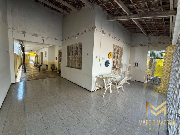 Imagem Casa com 10 Quartos à Venda, 220 m² em Meireles - Fortaleza