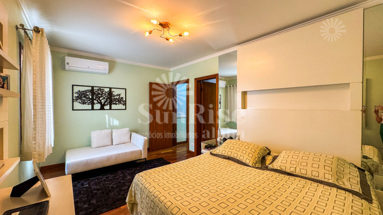 Imagem Casa com 4 Quartos à Venda, 290 m² em Alphaville 06 - Santana De Parnaíba Imagem Casa com 4 Quartos à Venda, 290 m² em Alphaville 06 - Santana De Parnaíba