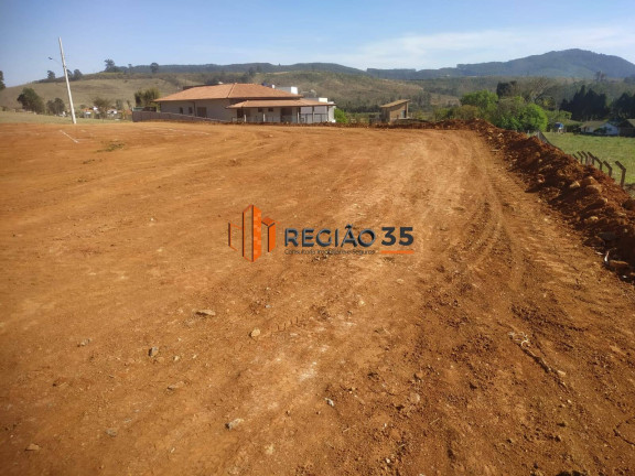 Terreno em Condomínio à Venda, 2.046 m² em Condomínio Campo Alegre - Poços De Caldas