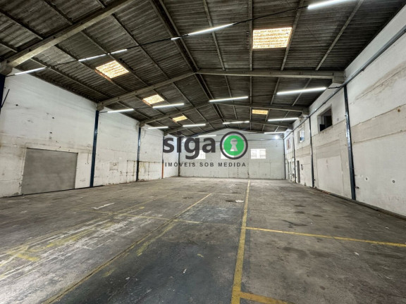 Imóvel Comercial para Alugar, 550 m² em Vila Carrão - São Paulo