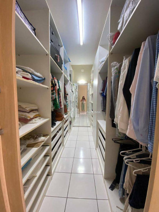 Imagem Casa com 4 Quartos à Venda, 500 m² em Jóquei - Teresina