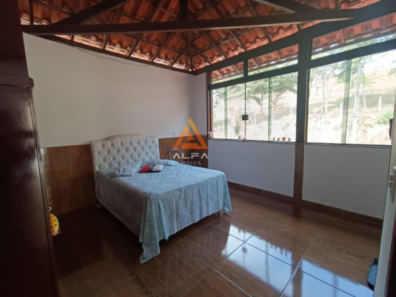 Imagem Casa com 3 Quartos à Venda, 140 m²