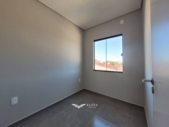 Imagem Sobrado com 3 Quartos à Venda, 79 m² em Centro - Barra Velha