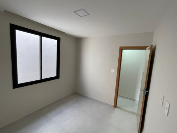 Imagem Casa com 4 Quartos para Alugar, 200 m² em Sim - Feira De Santana