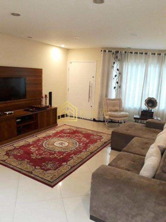Imagem Casa com 3 Quartos à Venda, 205 m² em Vila Curuçá - Santo André