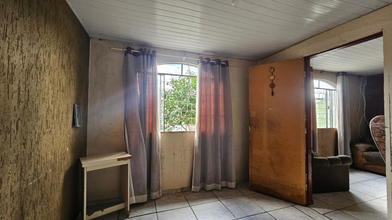Imagem Casa com 2 Quartos à Venda, 88 m² em Sítio Cercado - Curitiba Imagem Casa com 2 Quartos à Venda, 88 m² em Sítio Cercado - Curitiba