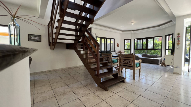 Imagem Casa com 5 Quartos à Venda, 300 m² em Riviera De São Lourenço - Bertioga Imagem Casa com 5 Quartos à Venda, 300 m² em Riviera De São Lourenço - Bertioga